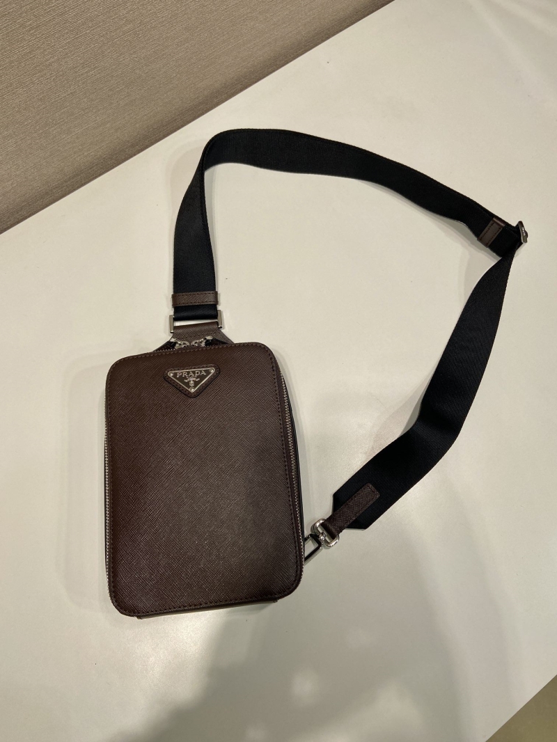 Pra*a waist chest packs